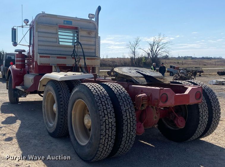 image for item KV9581 1972 Kenworth  semi truck