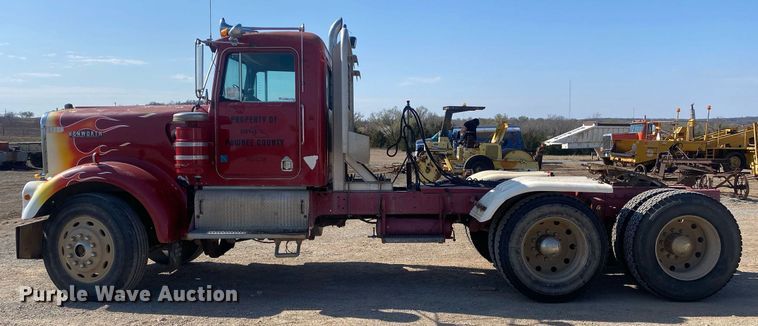 image for item KV9581 1972 Kenworth  semi truck