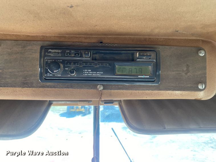 image for item KV9581 1972 Kenworth  semi truck