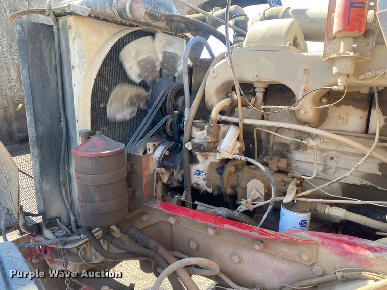 image for item KV9581 1972 Kenworth  semi truck