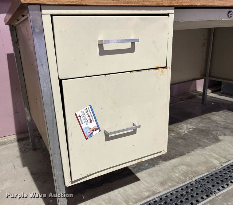 image for item LA9954 Desk