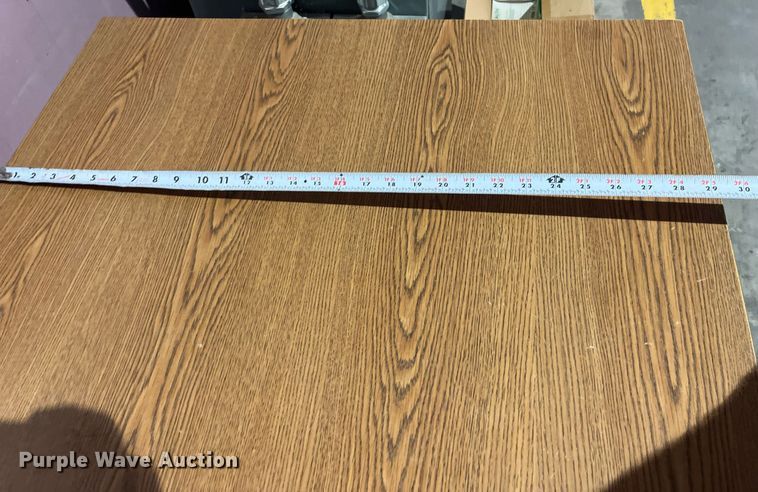 image for item LA9954 Desk