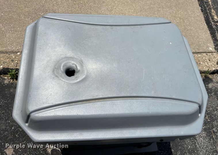 image for item LA9999 Briggs & Stratton 040221  generator