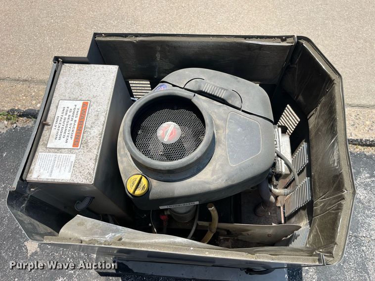 image for item LA9999 Briggs & Stratton 040221  generator