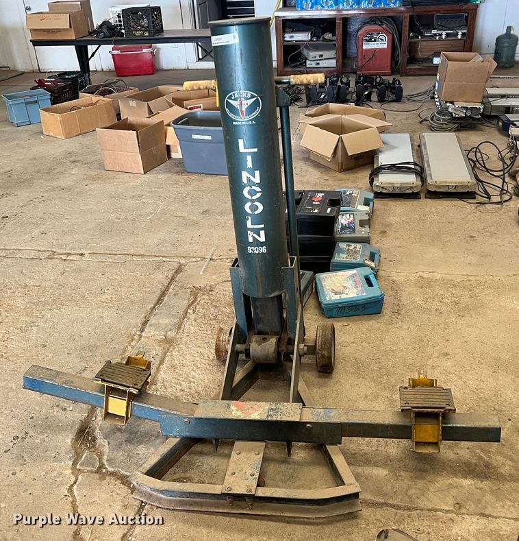 image for item LB9281 Lincoln 93696  jack