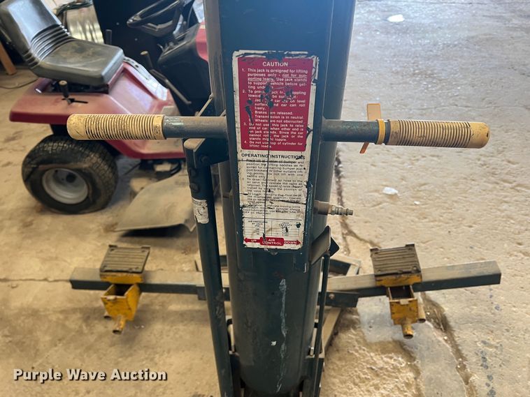 image for item LB9281 Lincoln 93696  jack