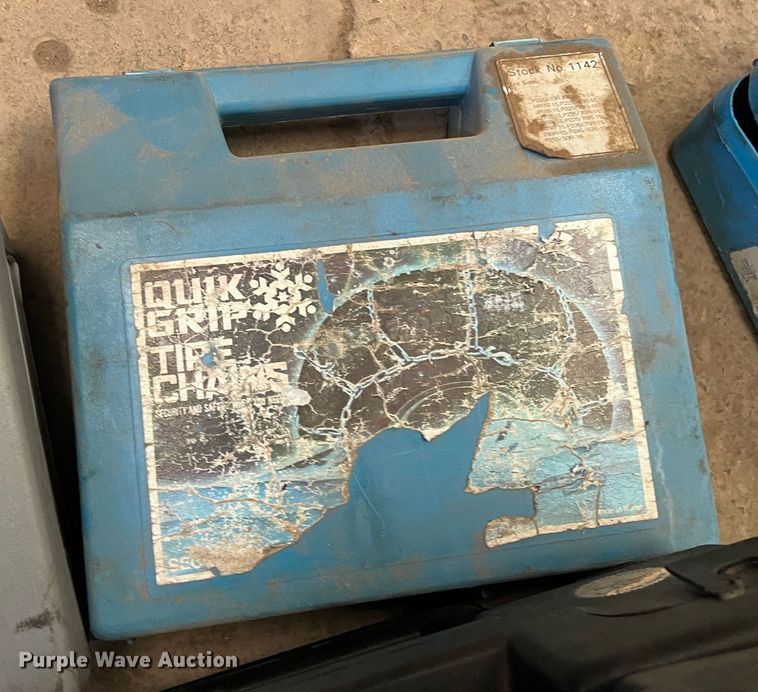 image for item LB9282 (13) tire chain sets