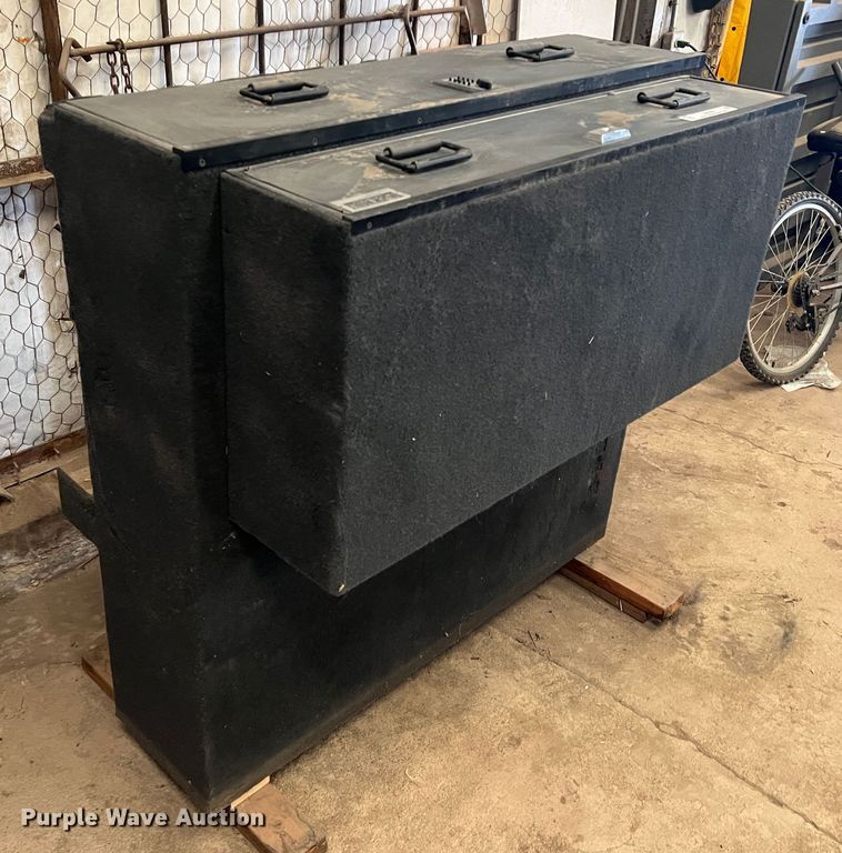 image for item LB9284 Truck Vault  storage box