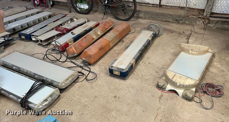 image for item LB9285 (8) lightbars