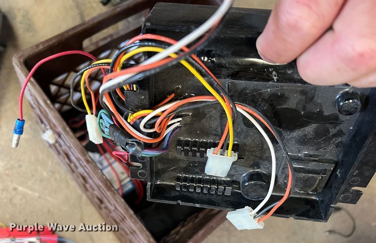 image for item LB9288 Siren controllers