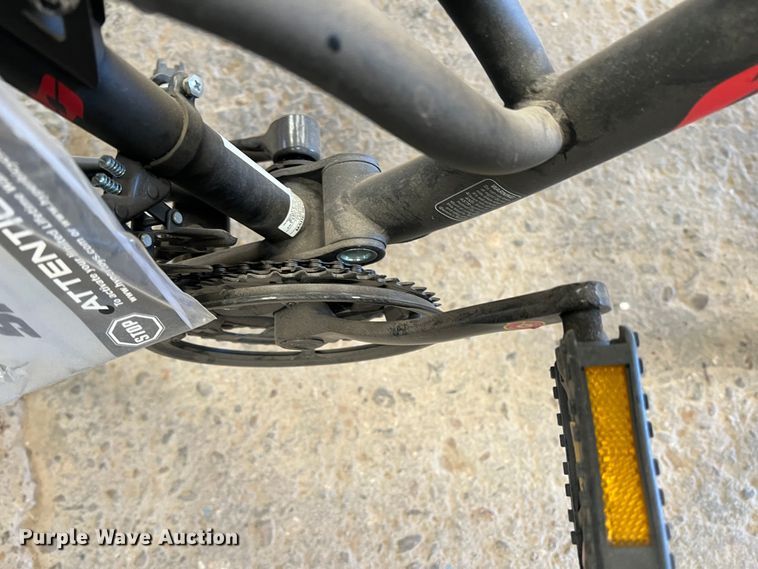 image for item LB9289 Hyper Shocker  26" bicycle