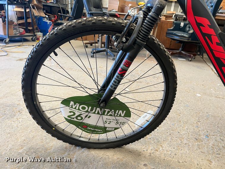 image for item LB9289 Hyper Shocker  26" bicycle