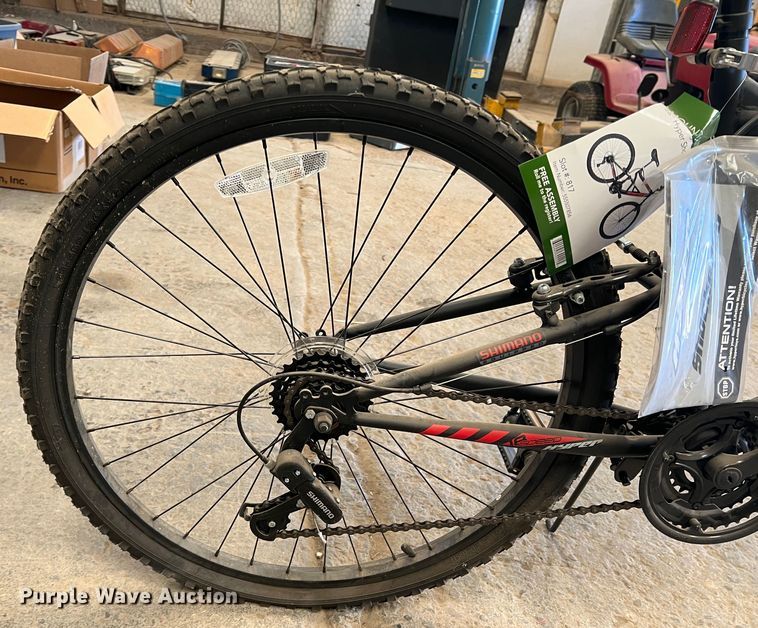 image for item LB9289 Hyper Shocker  26" bicycle