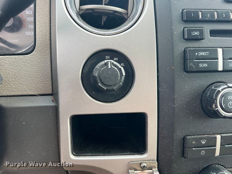 image for item LB9290 2010 Ford F150  SuperCrew pickup truck