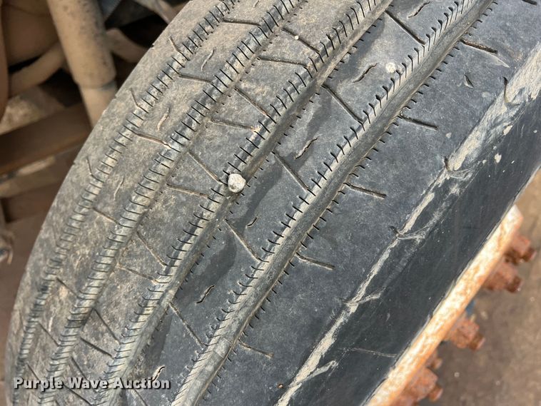 image for item LB9291 2011 International 7400  truck cab and chassis