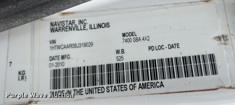 image for item LB9291 2011 International 7400  truck cab and chassis