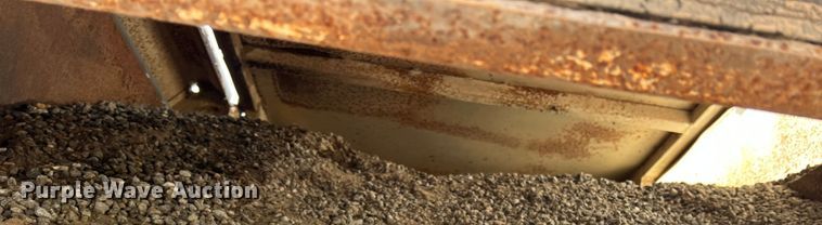 image for item LB9292 1997 Ford CF8000  street sweeper truck