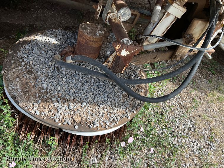 image for item LB9292 1997 Ford CF8000  street sweeper truck