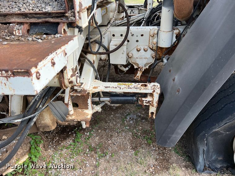 image for item LB9292 1997 Ford CF8000  street sweeper truck