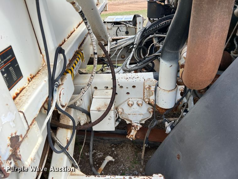 image for item LB9292 1997 Ford CF8000  street sweeper truck