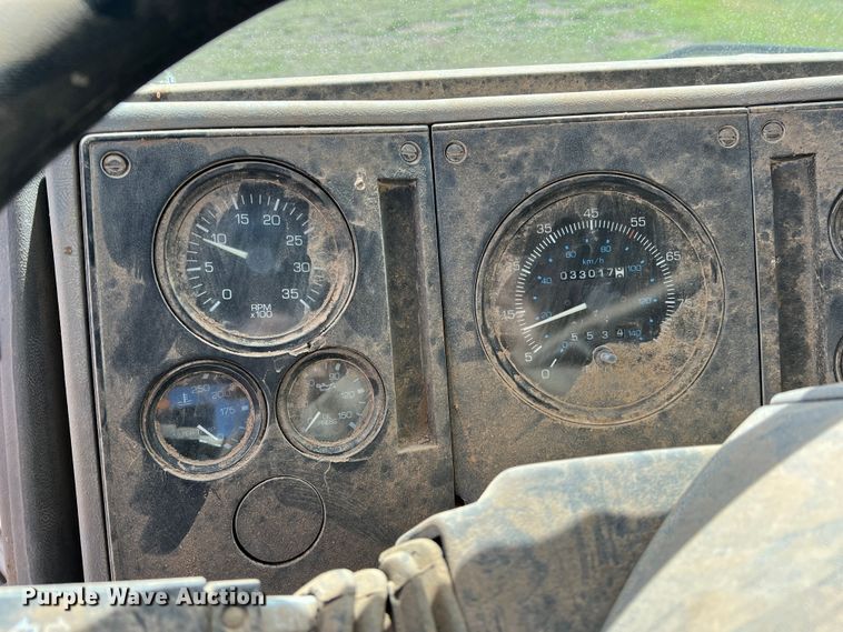 image for item LB9292 1997 Ford CF8000  street sweeper truck