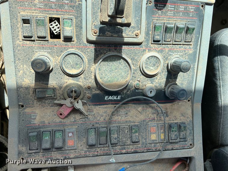 image for item LB9292 1997 Ford CF8000  street sweeper truck