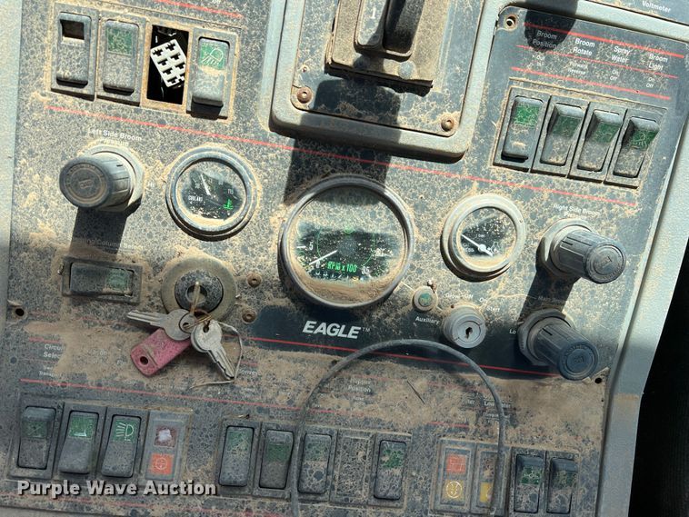 image for item LB9292 1997 Ford CF8000  street sweeper truck