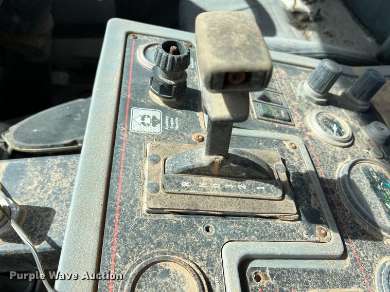 image for item LB9292 1997 Ford CF8000  street sweeper truck