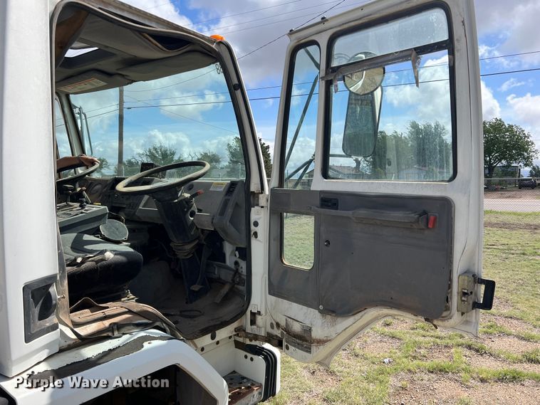 image for item LB9292 1997 Ford CF8000  street sweeper truck