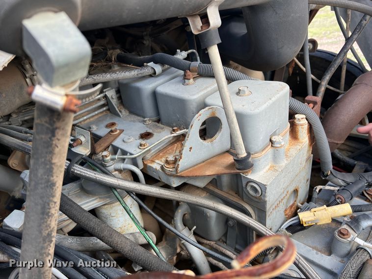 image for item LB9292 1997 Ford CF8000  street sweeper truck