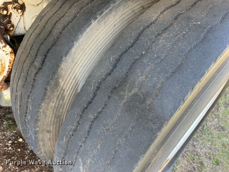 image for item LB9292 1997 Ford CF8000  street sweeper truck