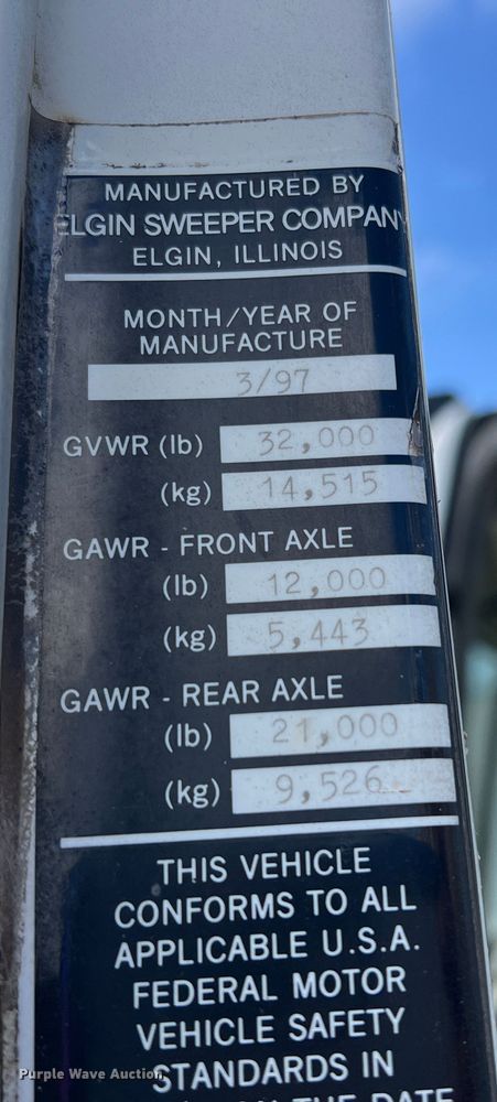 image for item LB9292 1997 Ford CF8000  street sweeper truck