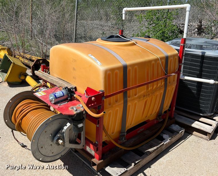 image for item LB9293 Gregson  tank