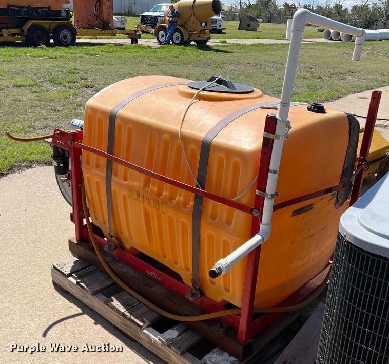 image for item LB9293 Gregson  tank