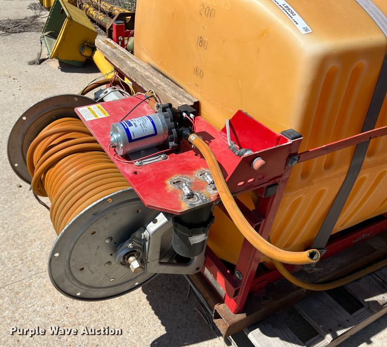 image for item LB9293 Gregson  tank