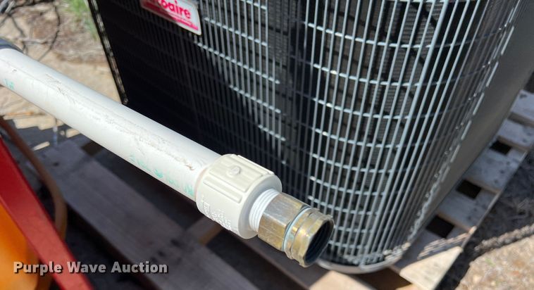 image for item LB9293 Gregson  tank