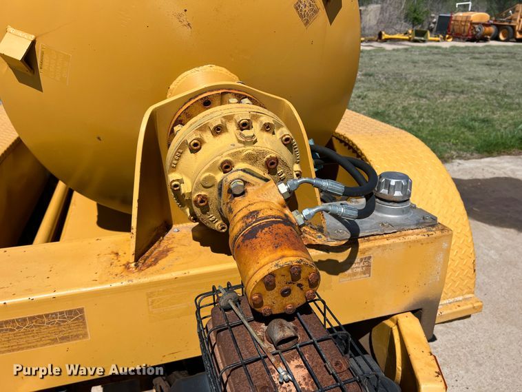 image for item LB9294 2007 Pitts Concrete Titan  concrete mixer trailer