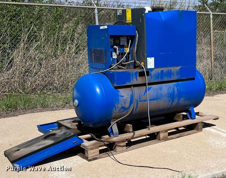 image for item LB9296 2012 Quincy  air compressor