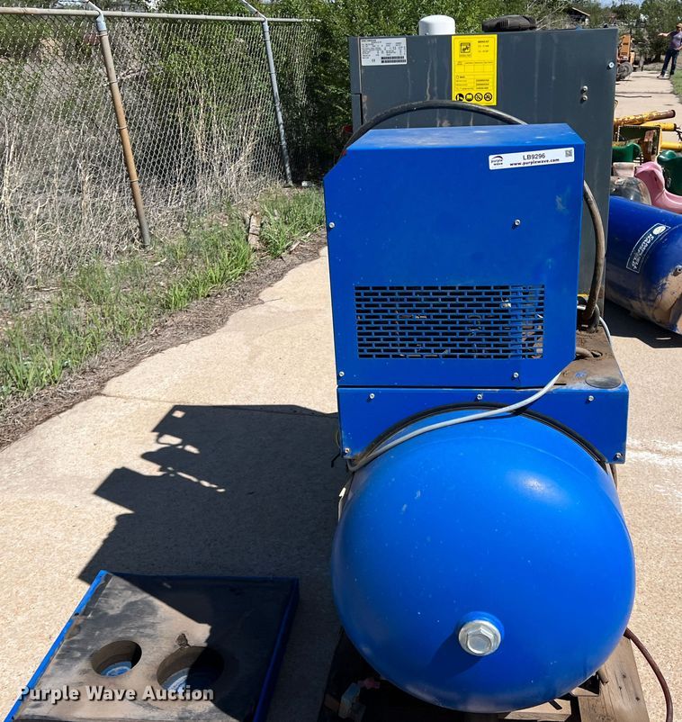image for item LB9296 2012 Quincy  air compressor