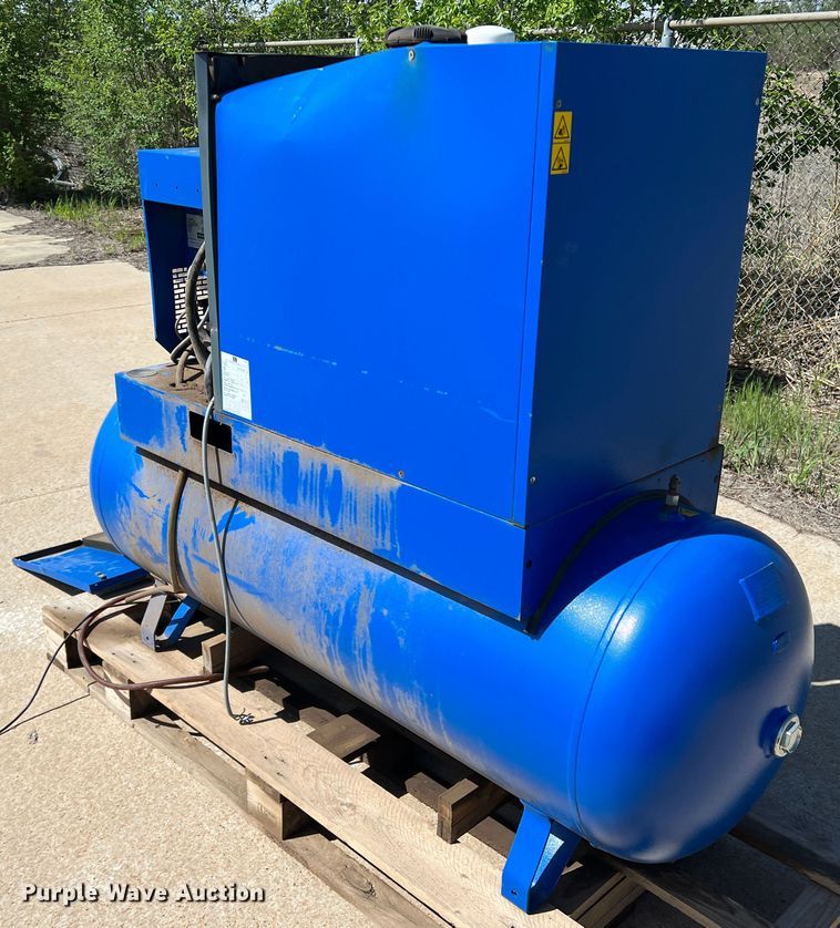 image for item LB9296 2012 Quincy  air compressor