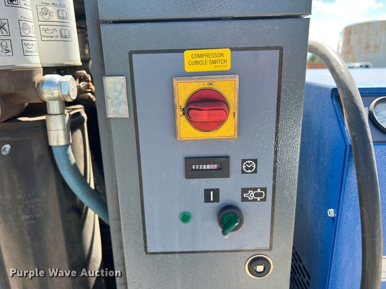 image for item LB9296 2012 Quincy  air compressor