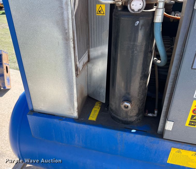 image for item LB9296 2012 Quincy  air compressor