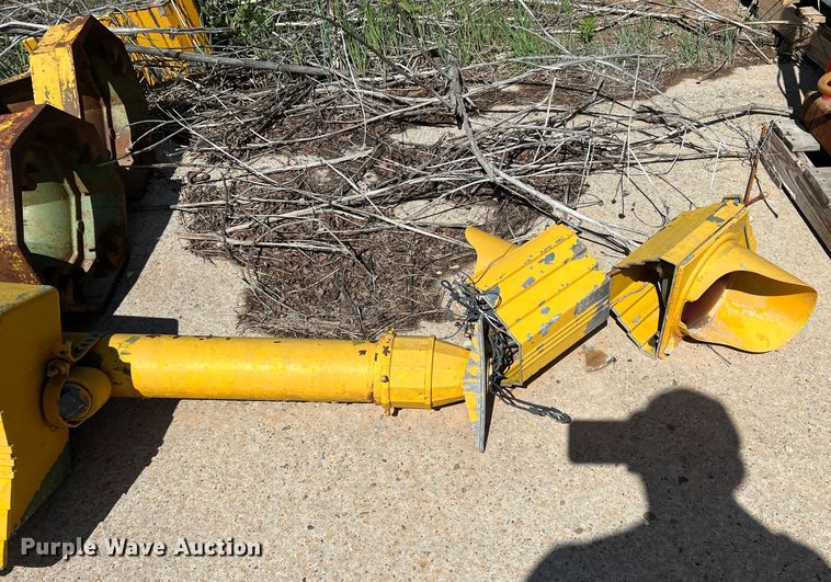 image for item LB9298 Approximately 5 stop lights