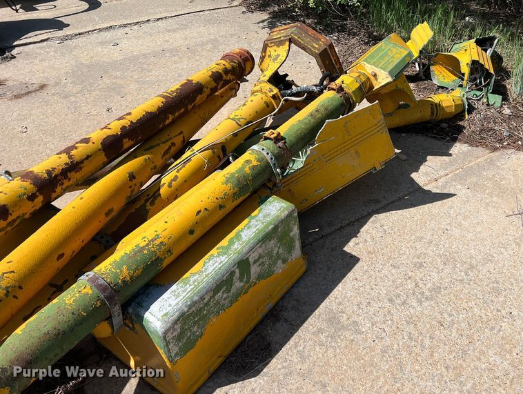 image for item LB9298 Approximately 5 stop lights