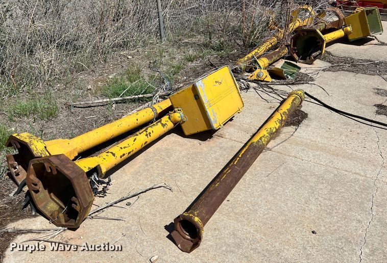 image for item LB9298 Approximately 5 stop lights