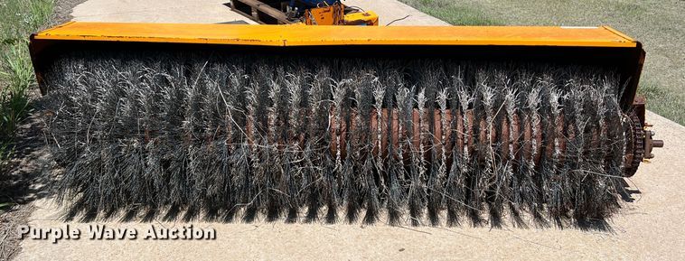 image for item LB9303 ODB RMB508  xtreme sweep broom