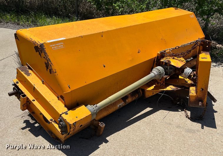 image for item LB9303 ODB RMB508  xtreme sweep broom