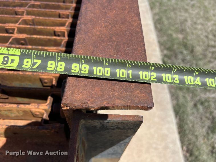 image for item LB9304 Service ramps