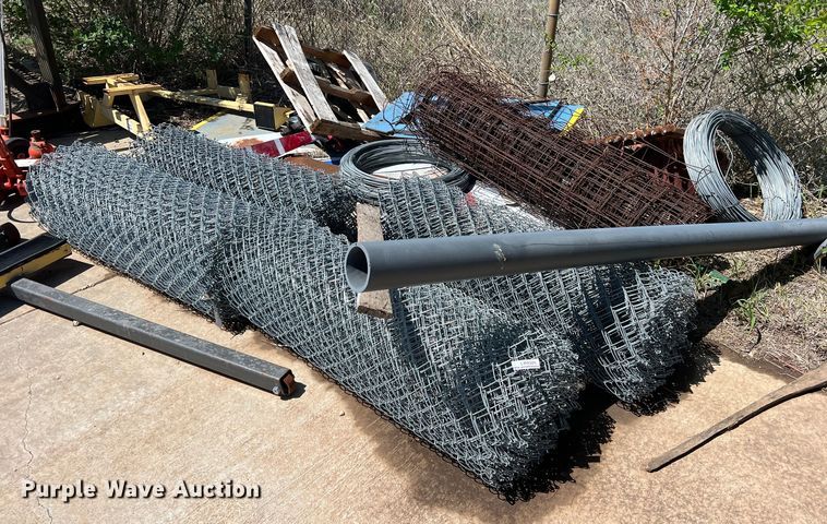 image for item LB9305 Fencing materials