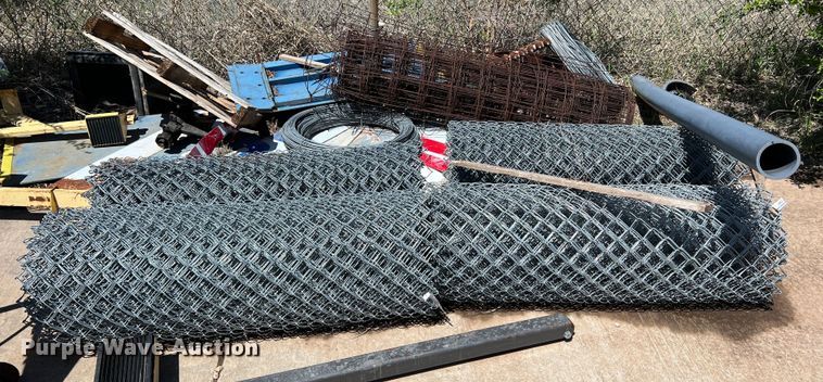 image for item LB9305 Fencing materials